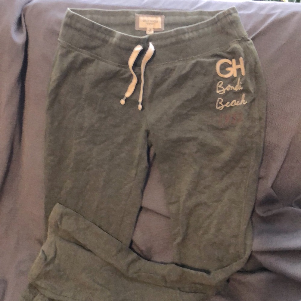Gilly Hicks stretch pants w/ drawstring sz Medium “Bondi Beach” Olive gray color